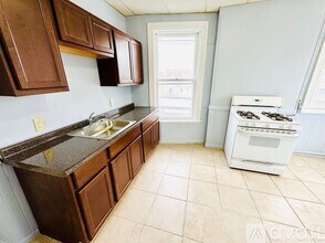 308 4th St in Troy, NY - Building Photo - Building Photo