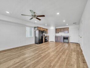 14844 S Trap Rock Way in Herriman, UT - Foto de edificio - Building Photo