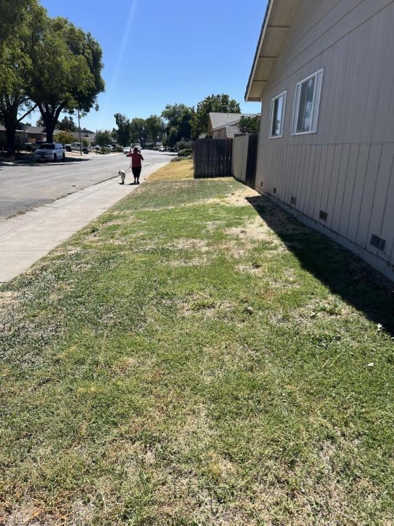 2902 Litchfield Dr in Stockton, CA - Building Photo - Building Photo