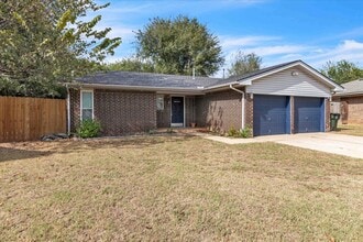 1611 Briarcliff Ct in Norman, OK - Building Photo - Building Photo