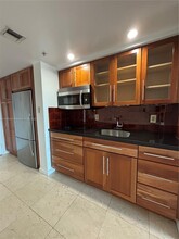 5733 SW 72nd St in Miami, FL - Building Photo - Building Photo
