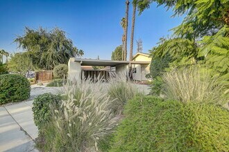 5030 Kensington Way in Riverside, CA - Building Photo - Building Photo