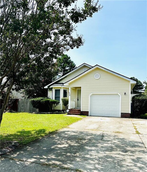 6338 Rhemish Dr in Fayetteville, NC - Building Photo