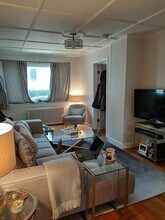 22 Dearborn St in Newport, RI - Foto de edificio - Building Photo