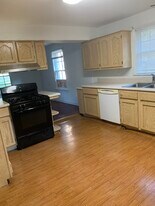 2425 Bartlett Blvd in Bartlett, TN - Building Photo