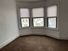 1404 Washburn St, Unit 1404 Washburn 2nd floor in Scranton, PA - Building Photo