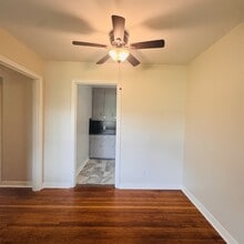 2306 2nd St in Port Neches, TX - Building Photo - Building Photo