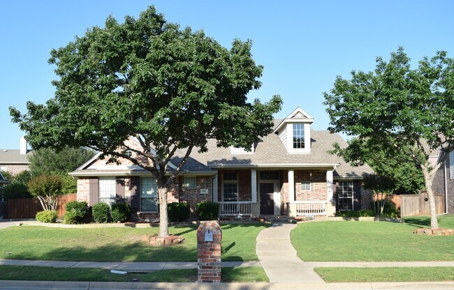 property at 604 Peacock Dr