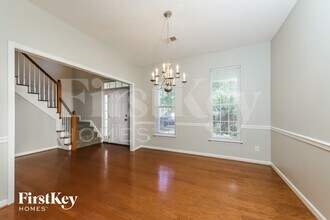 668 Pecan Ridge Cir in Winston-Salem, NC - Foto de edificio - Building Photo