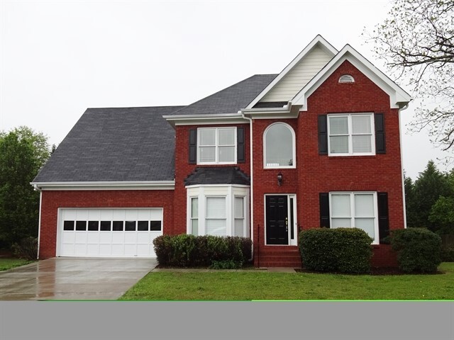 property at 1500 Holly Manor Dr
