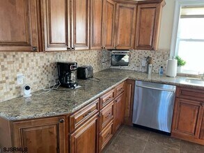110 N Suffolk Ave in Ventnor City, NJ - Building Photo - Building Photo