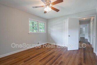 1248 Cliffwood Dr in Smyrna, GA - Building Photo - Building Photo