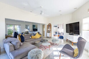 2026 Seidenberg Ave in Key West, FL - Building Photo