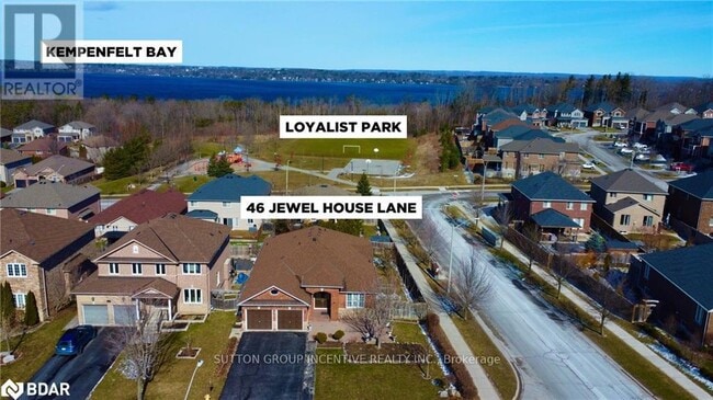 46 Jewel House Ln in Barrie, ON - Building Photo - Building Photo