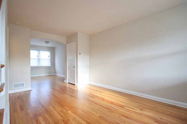 6816 Eastbrook Ave in Baltimore, MD - Building Photo - Building Photo