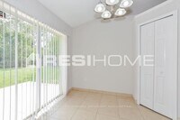 2733 Bentley Ct photo'