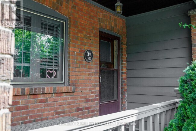 169 Kingston Rd in Toronto, ON - Building Photo - Building Photo