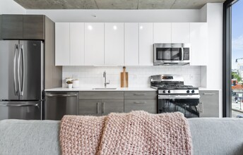 4553 N Sheridan Rd in Chicago, IL - Building Photo - Building Photo