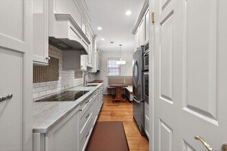 986 N Royal St in Alexandria, VA - Building Photo - Building Photo