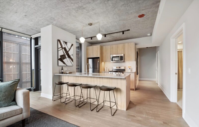 1144 W Van Buren St in Chicago, IL - Building Photo
