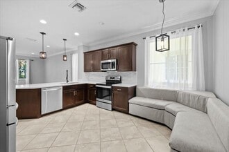 2061 Foxtail View Ct in West Palm Beach, FL - Building Photo - Building Photo
