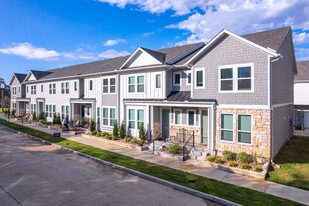 Carmel Villas in Denton, TX - Building Photo