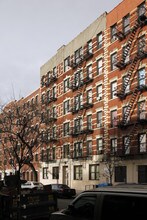 231 E 117th St in New York, NY - Building Photo - Building Photo