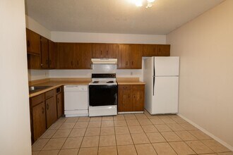 3616-3618 W Sugar Tree Ln, Unit 3618 Sugar Tree Lane in Columbia, MO - Building Photo - Building Photo