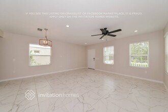 3933 Cottage Hill Ave in Parrish, FL - Foto de edificio - Building Photo