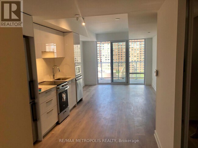 18-918 Maitland Terrace in Toronto, ON - Building Photo - Building Photo