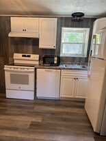 10 Roath St, Unit 2 in Worcester, MA - Building Photo