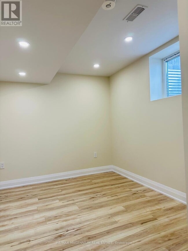 49 Rutherford Rd in Bradford West Gwillimbury, ON - Building Photo - Building Photo