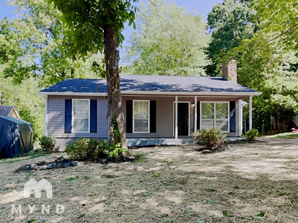 5842 Olivet Dr in Charlotte, NC - Building Photo