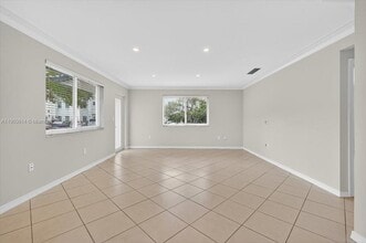 349 Santander Ave in Coral Gables, FL - Building Photo - Building Photo