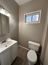 3704 S Benton Ave in Kansas City, MO - Building Photo - Building Photo