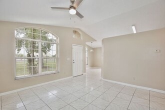 2454 Harbor Town Dr in Kissimmee, FL - Building Photo - Building Photo