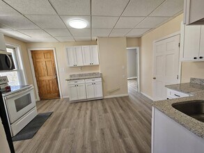 40 Putnam St in Manchester, NH - Building Photo - Building Photo