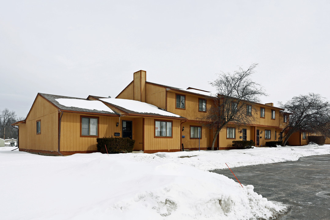 Last Farm Townhouses in Toledo, OH - Building Photo