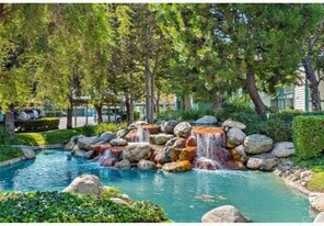 20543 S Vermont Ave, Unit Ponderosa West in Torrance, CA - Building Photo