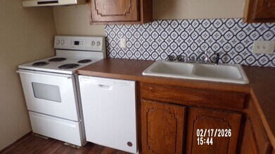 6142 SW Park Ave in Lawton, OK - Building Photo - Building Photo