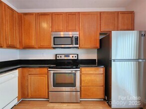 8223 Chaceview Ct in Charlotte, NC - Building Photo - Building Photo