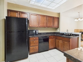 7370 E Florida Ave in Denver, CO - Building Photo - Building Photo