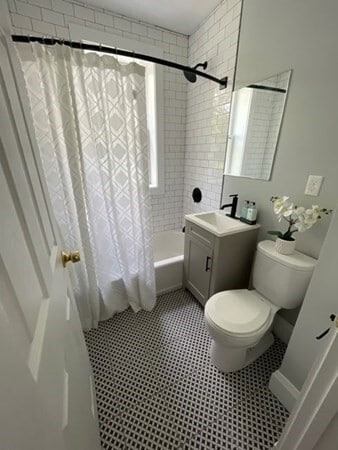 241 Lafayette St, Unit 2 in Salem, MA - Building Photo - Building Photo