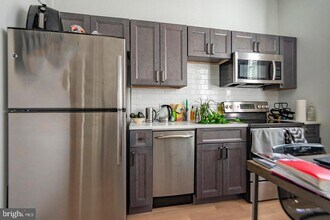 507 S 8th St in Philadelphia, PA - Building Photo - Building Photo