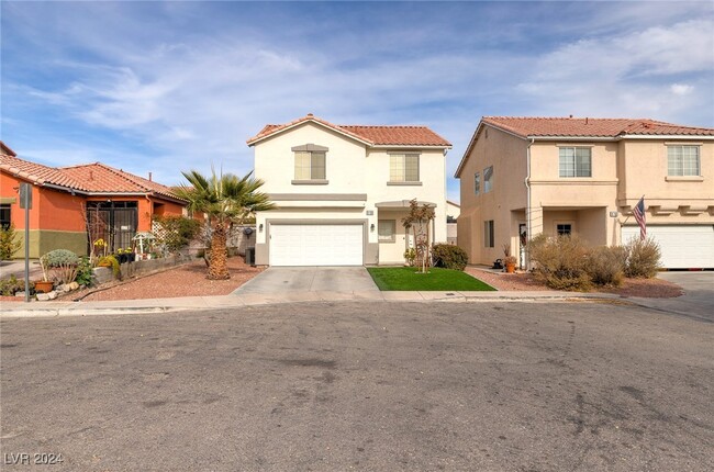 8708 Emsdale Ct in Las Vegas, NV - Foto de edificio - Building Photo