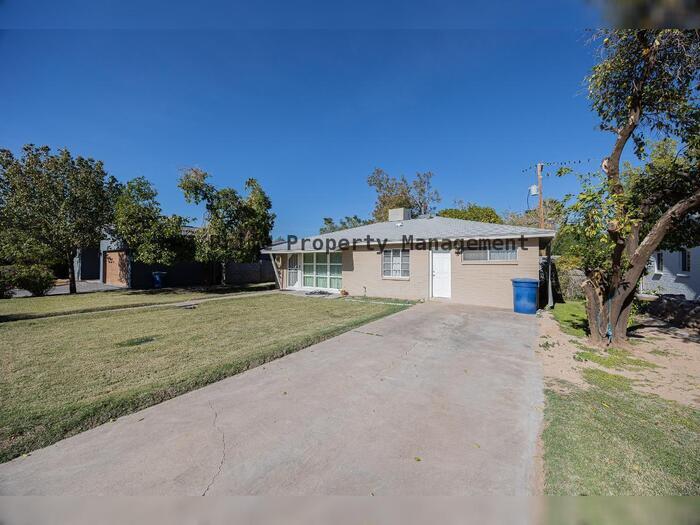 530 W 15th St in Tempe, AZ - Building Photo