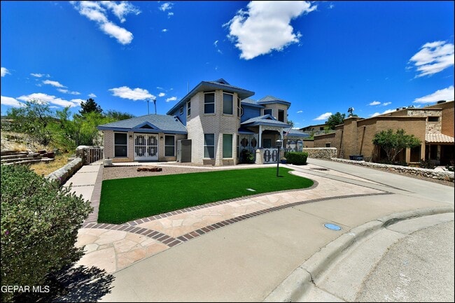 property at 529 Castlerock Ln