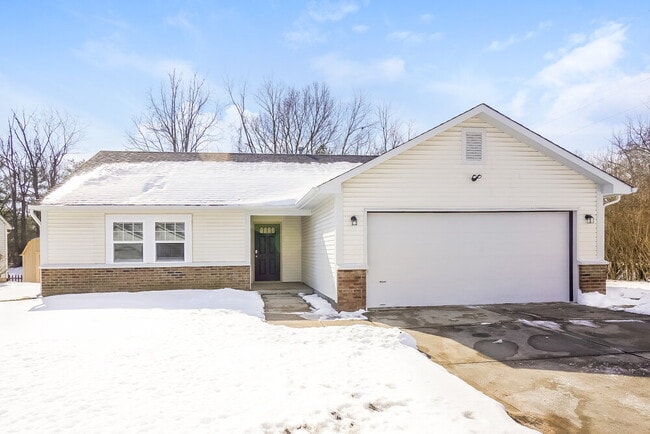 property at 957 Country Ln