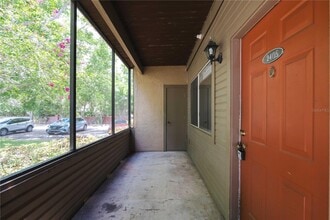 10263 Gandy Blvd N, Unit 2045 in St. Petersburg, FL - Foto de edificio - Building Photo
