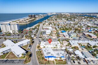 680 71st Ave N in St. Petersburg, FL - Building Photo - Building Photo